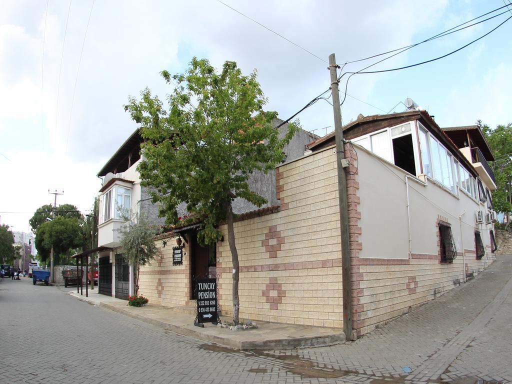 Tuncay Pension Сельчук Экстерьер фото